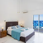 فيلة Panorama *