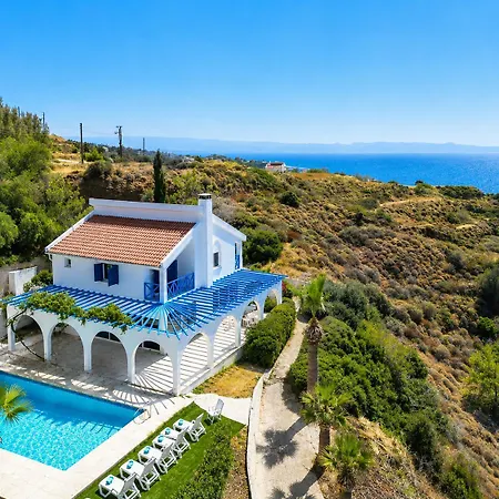 Villa Panorama Pomos